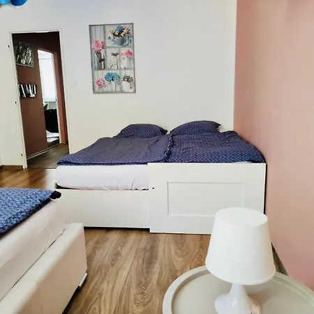 아파트 Domov *